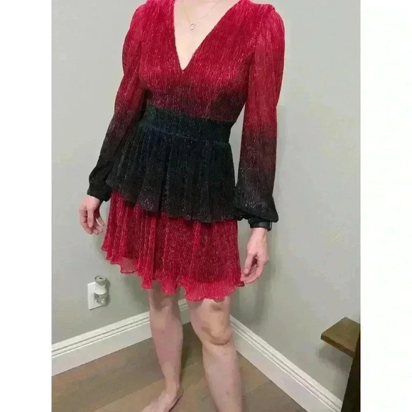 Dress the Population Dresses & Skirts - Dress The Population Mini Dress Metallic Ombre Red Black Womens Size XS